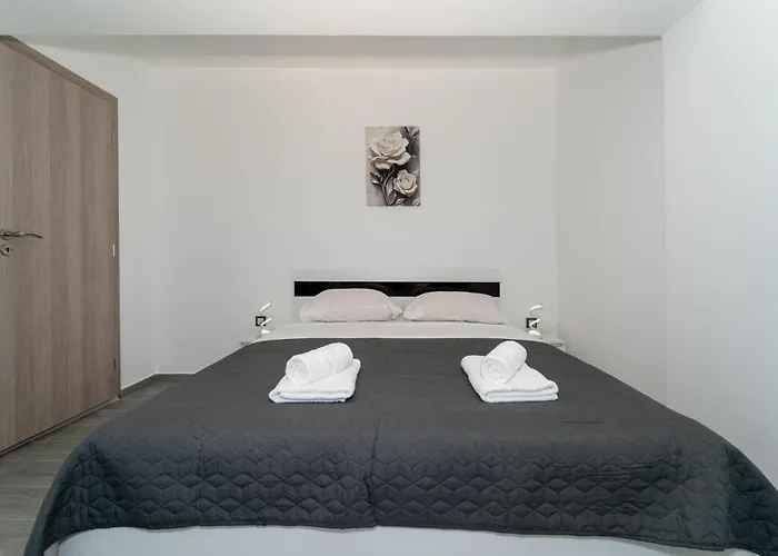 1 Bedroom Amazing In Апартаменты *
