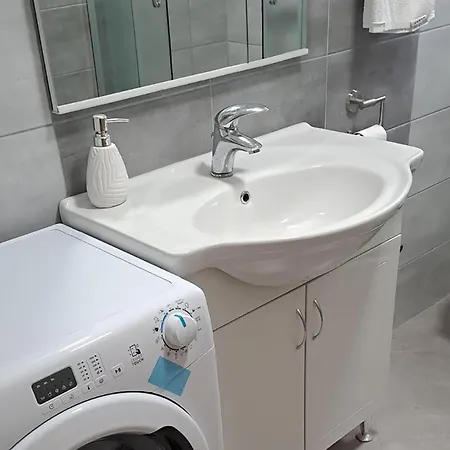 Apartment 1 Bedroom Stunning In Pridraga