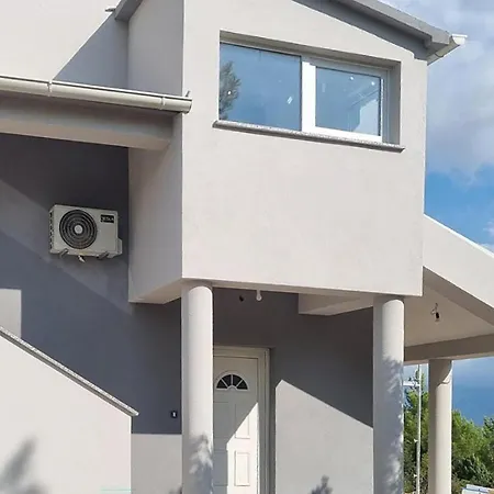 1 Bedroom Stunning In Apartamento *