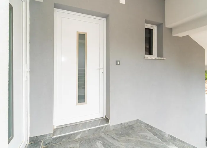 1 Bedroom Amazing In *